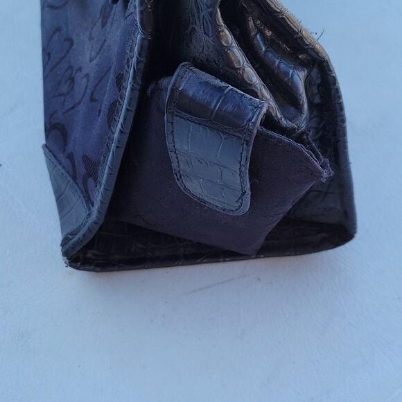 Black heart purse - Picture 4 of 7